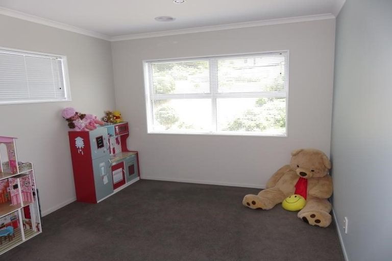 Photo of property in 188 Westchester Drive, Churton Park, Wellington, 6037