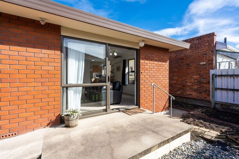 Photo of property in 2/5 Eskvale Street, Saint Kilda, Dunedin, 9012