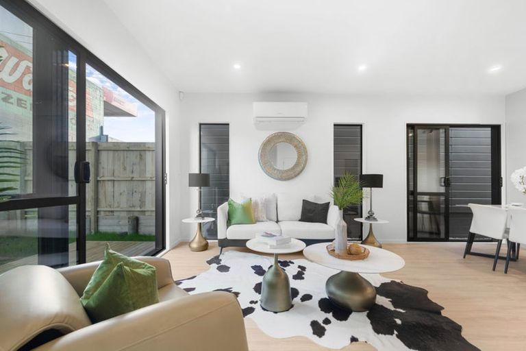 Photo of property in 108e Taikata Road, Te Atatu Peninsula, Auckland, 0610