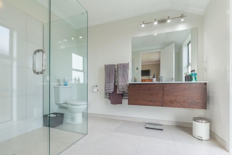 Photo of property in 40 Te Rohenga Road, Koputaroa, Levin, 5571