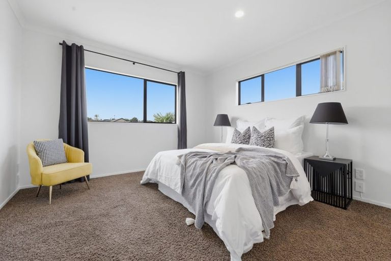 Photo of property in 35 Peninsula Road, Mangere, Auckland, 2022