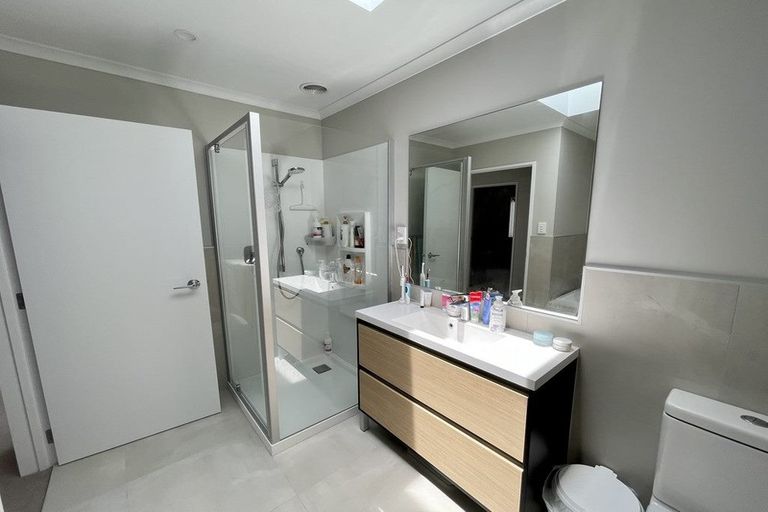 Photo of property in 3 Danga Lane, Hobsonville, Auckland, 0616