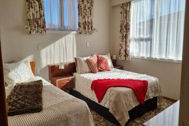 Photo of property in 9 Severn Place, Spotswood, New Plymouth, 4310