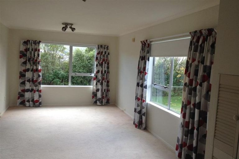 Photo of property in 3 Cambrian Street, Churton Park, Wellington, 6037