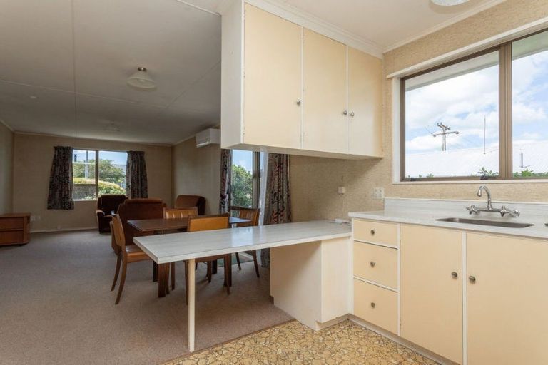 Photo of property in 28 Miller Street, Dannevirke, 4930