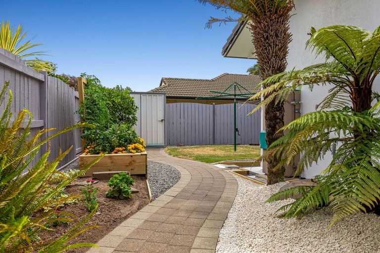 Photo of property in 2 Newport Key, Papamoa Beach, Papamoa, 3118