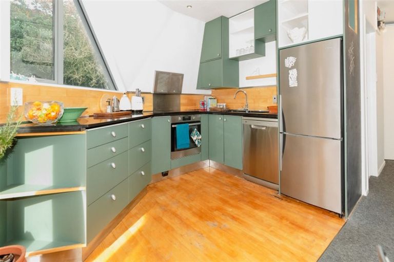 Photo of property in 2/280 Memorial Avenue, Burnside, Christchurch, 8053