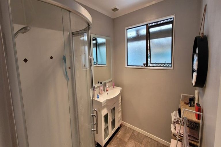 Photo of property in 207 Staithes Drive South, Whitby, Porirua, 5024