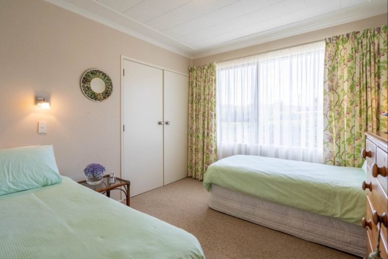 Photo of property in 23 Alexander Street, Waikanae, 5036