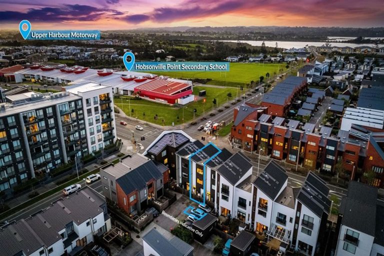 Photo of property in 95 Hobsonville Road, Hobsonville, Auckland, 0616