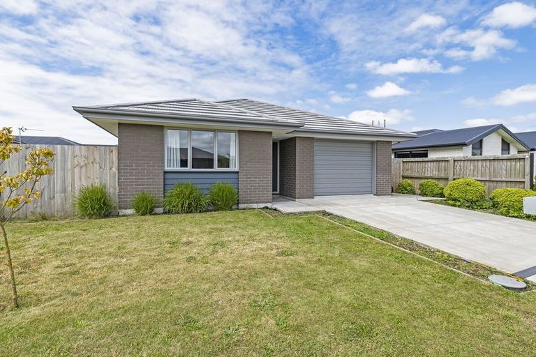 Photo of property in 52 Lucca Crescent, Rolleston, 7615