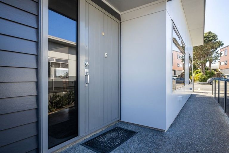 Photo of property in 14 Buller Street, New Plymouth, 4310