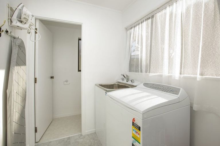Photo of property in 16 Matangi Terrace, Snells Beach, 0920