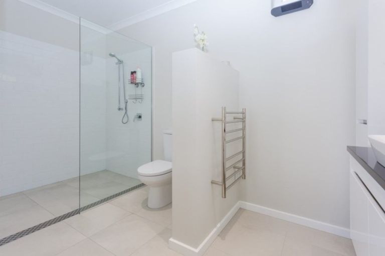 Photo of property in 183 Main Street, Greytown, 5712