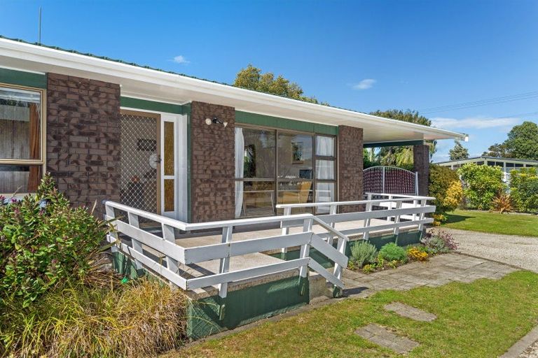Photo of property in 319 Stout Street, Riverdale, Gisborne, 4010