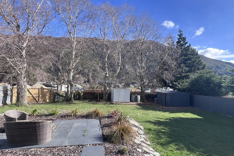 Photo of property in 51 Oxford Street, Kingston, Athol, 9793