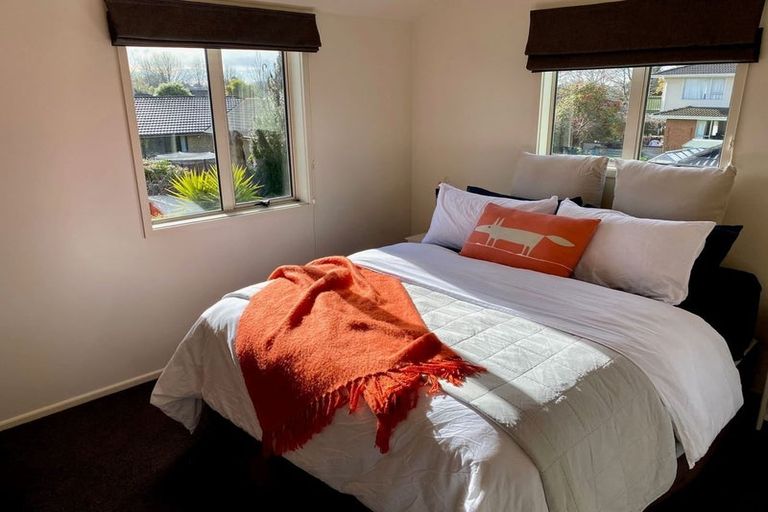 Photo of property in 150a Avonhead Road, Avonhead, Christchurch, 8042