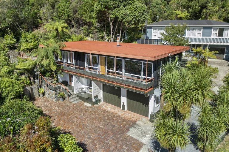 Photo of property in 12 Willcox Grove, Naenae, Lower Hutt, 5011