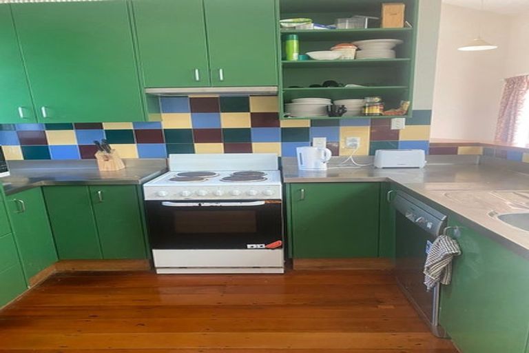 Photo of property in 44 Rothsay Road, Ngaio, Wellington, 6035