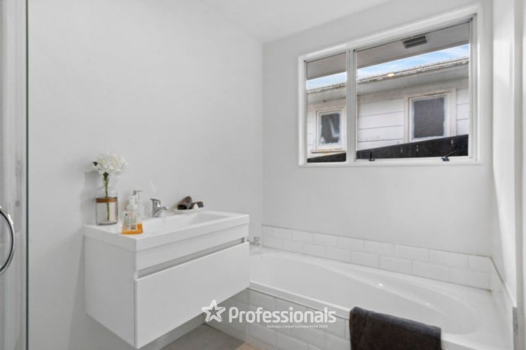 Photo of property in 122 Hair Street, Wainuiomata, Lower Hutt, 5014