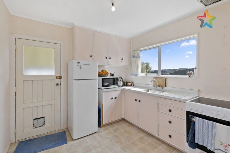 Photo of property in 45b Lord Street, Stokes Valley, Lower Hutt, 5019