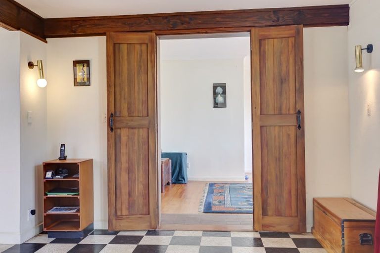 Photo of property in 11 Hipango Terrace, Durie Hill, Whanganui, 4500