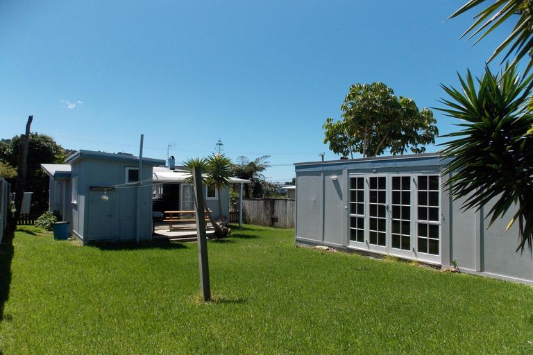 Photo of property in 3 Scarborough Road, Waihi Beach, 3611