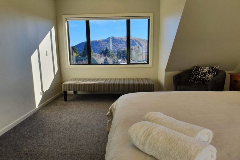 Photo of property in 12 Hamilton Drive, Lake Tekapo, 7999