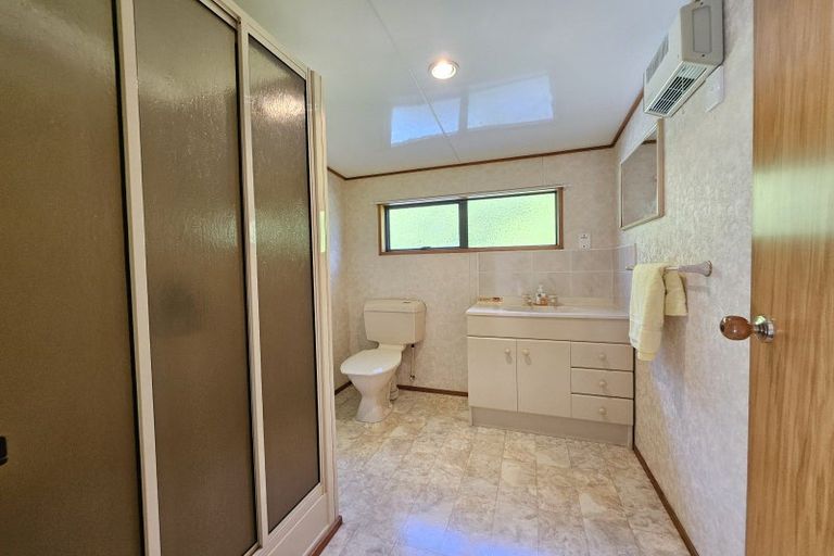 Photo of property in 27 Loris Place, Karoro, Greymouth, 7805