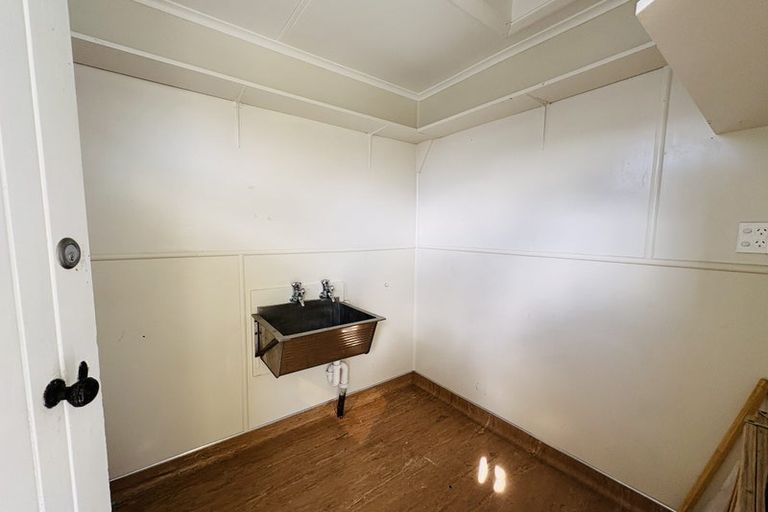 Photo of property in 11 Brentwood Avenue, Highbury, Palmerston North, 4412