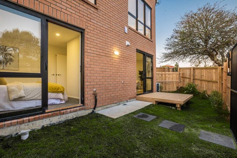 Photo of property in 1a Bellville Drive, Clendon Park, Auckland, 2103