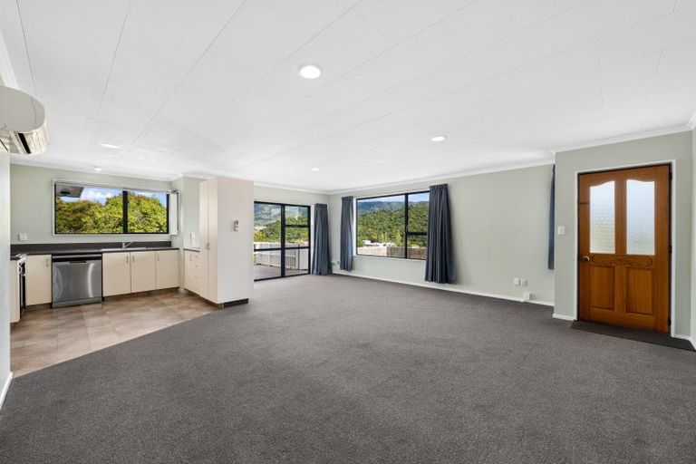 Photo of property in 79d Milton Terrace, Picton, 7220