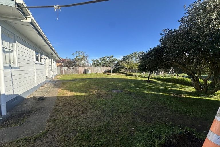 Photo of property in 6 Bates Street, Papakura, 2110