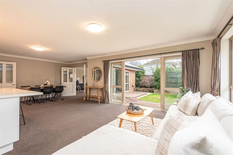 Photo of property in 371a Ilam Road, Bryndwr, Christchurch, 8053