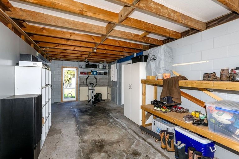 Photo of property in 17 Kowhai Street, Inglewood, 4330