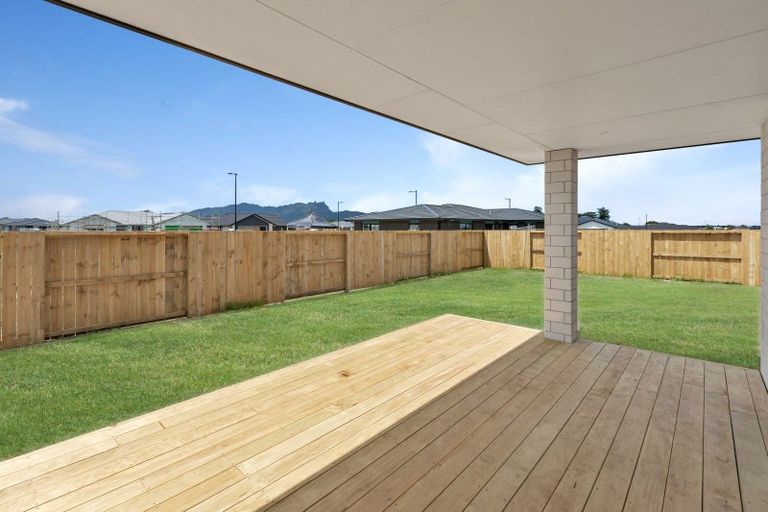 Photo of property in 3 Taurangawaka Road, One Tree Point, 0118