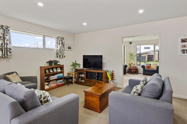 Photo of property in 47 Carradale Avenue, Broomfield, Christchurch, 8042