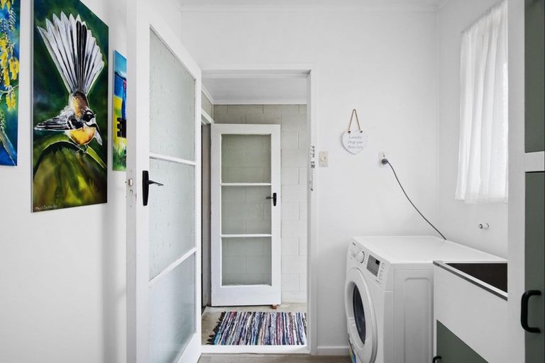 Photo of property in 1/20 Victoria Street, Pukekohe, 2120