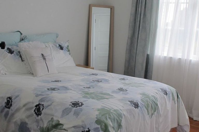 Photo of property in 12 Kitchener Place, Opawa, Christchurch, 8023