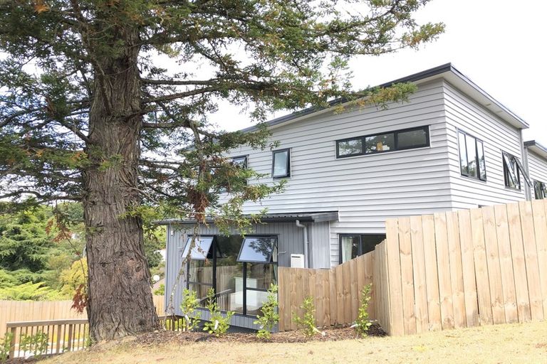 Photo of property in 36 Windlass Street, Long Bay, Auckland, 0630