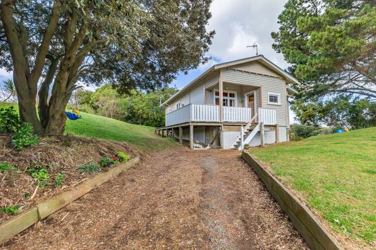 Photo of property in 233 Hokio Sand Road, Hokio Beach, Levin, 5571