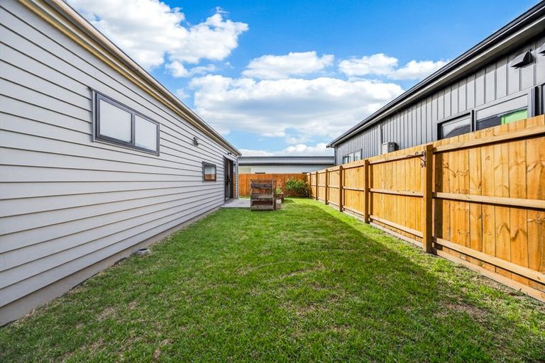 Photo of property in 87 Whenuapai Drive, Whenuapai, Auckland, 0618