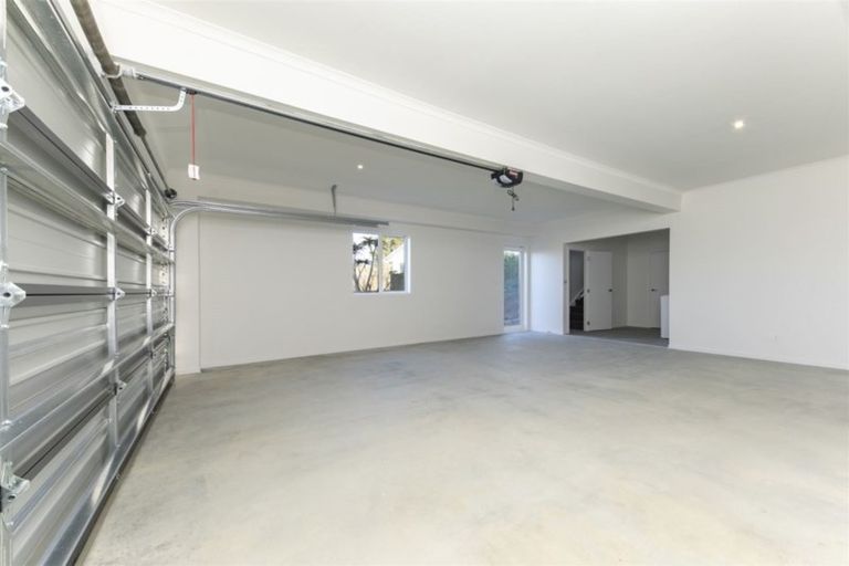 Photo of property in 11 Rauta Way, Helensville, 0800