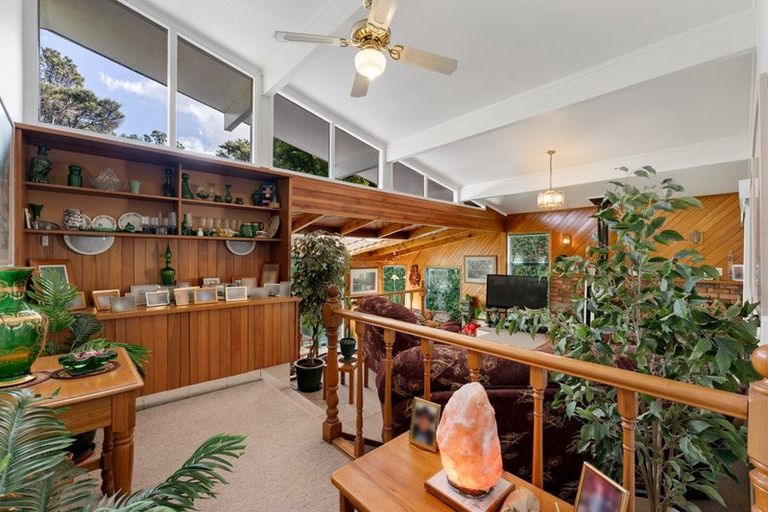 Photo of property in 43 Neal Avenue, Glenfield, Auckland, 0629