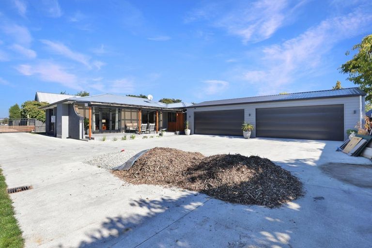 Photo of property in 27 Oak Grove, Ashburton, 7700