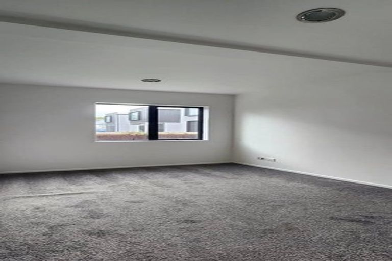 Photo of property in 38 Kenderdine Road, Papatoetoe, Auckland, 2025