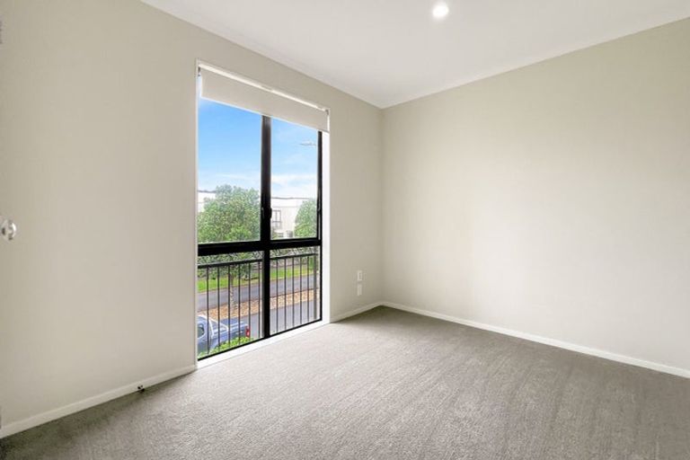 Photo of property in 51 Bluegrey Avenue, Stonefields, Auckland, 1072