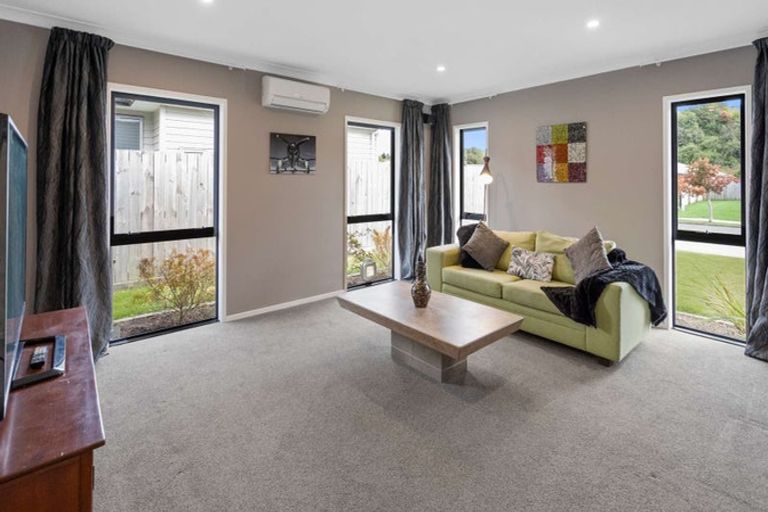 Photo of property in 14 Oakland Place, Ngongotaha, Rotorua, 3010