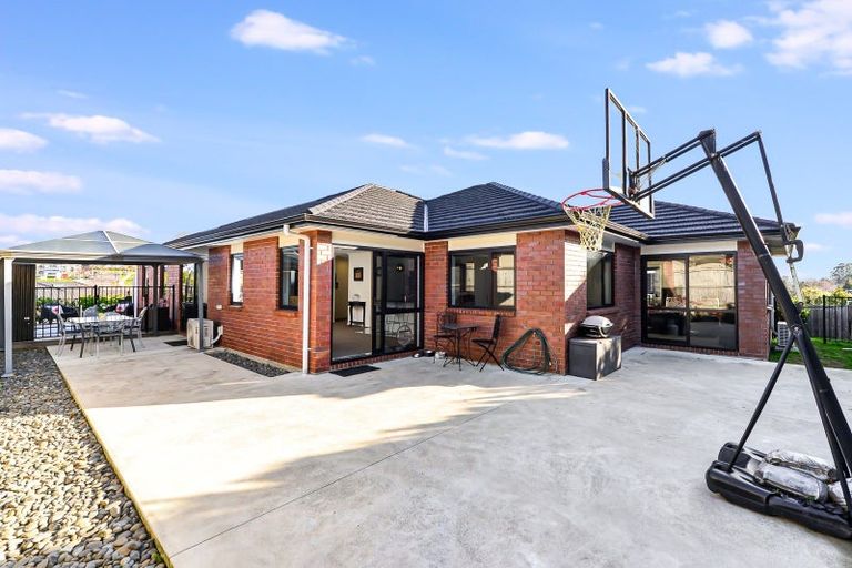 Photo of property in 11 Blackwood Crescent, Glenview, Hamilton, 3206