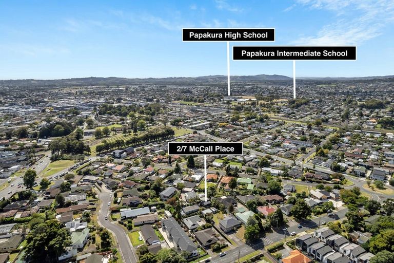 Photo of property in 2/7 Mccall Place, Opaheke, Papakura, 2113